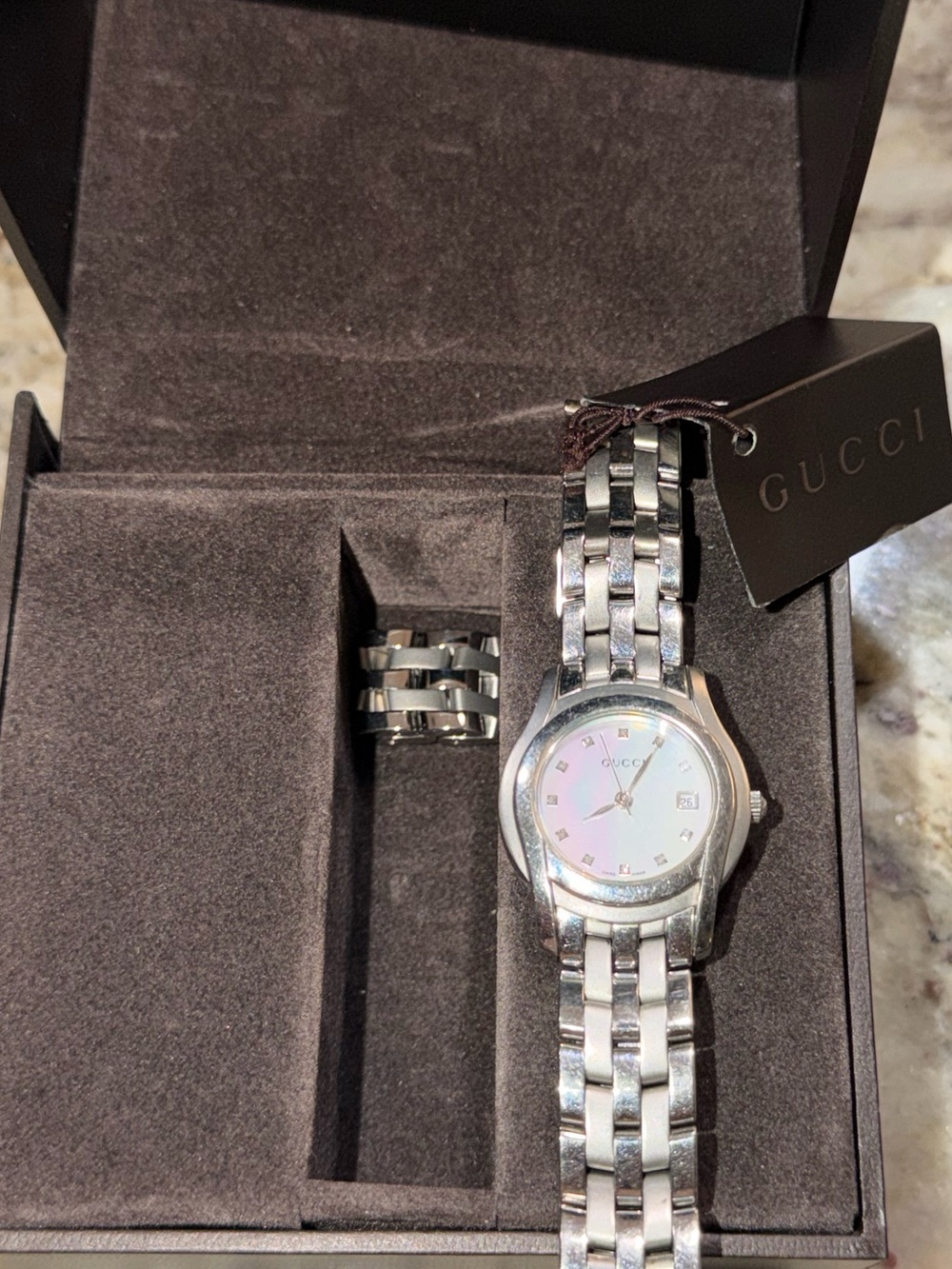 Gucci 5500 Ladies Watch Mother of Pearl Dial Box Tag Spare Links 2002 Receipt